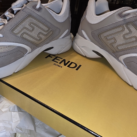 Fendi Men's Beige and White Sneakers - Picture 11 of 14